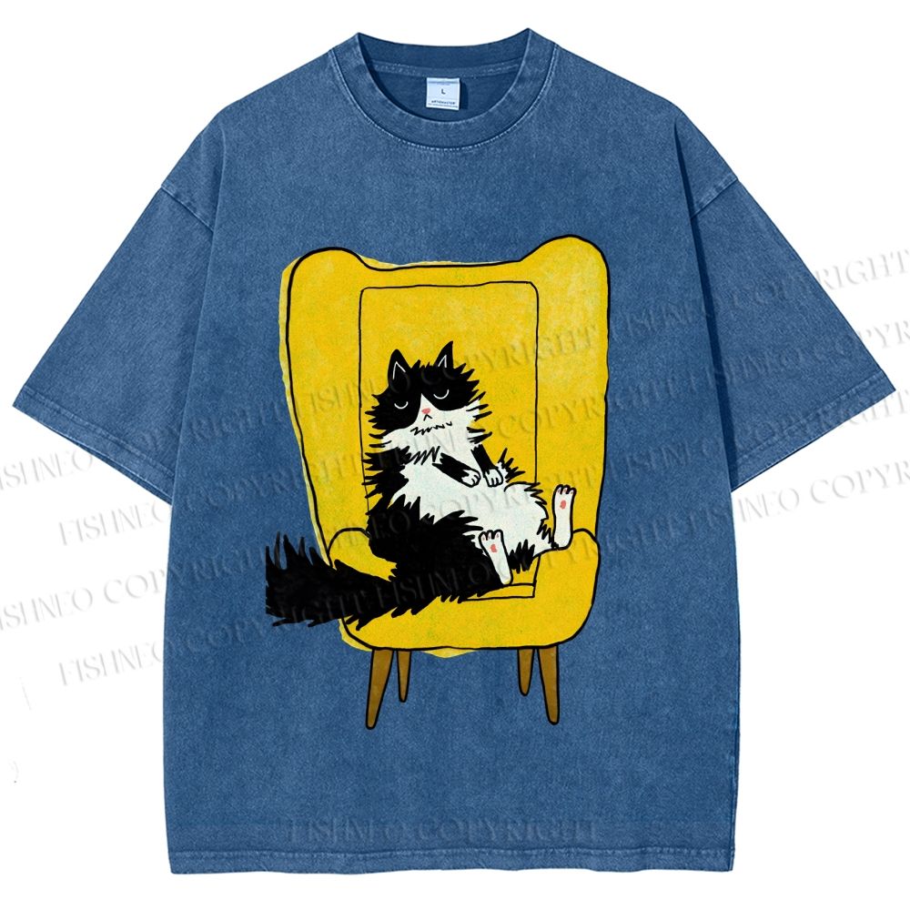 Unisex Vintage Cat On Sofa Printed Washed Tee