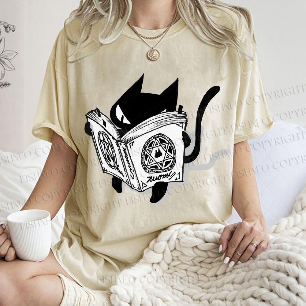 Unisex Reading Cat Printed Washed Tee