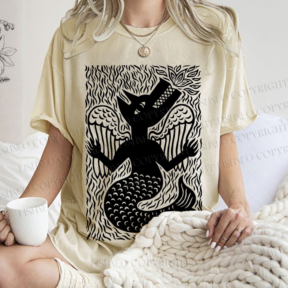 Unisex Vintage Weird Wolf Printed Washed Tee