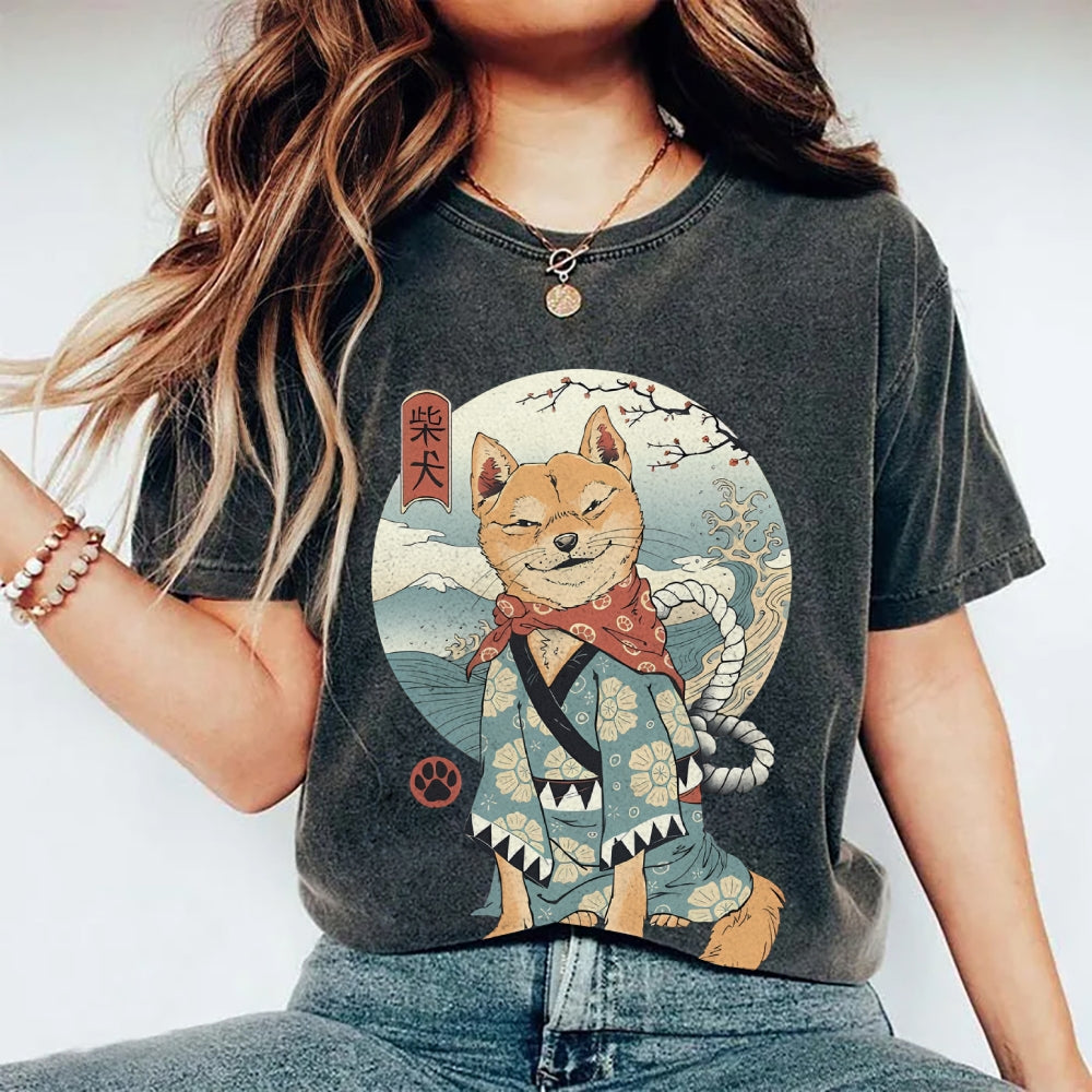 Smiling Shiba Inu Washed Vintage Short Sleeves T-Shirt