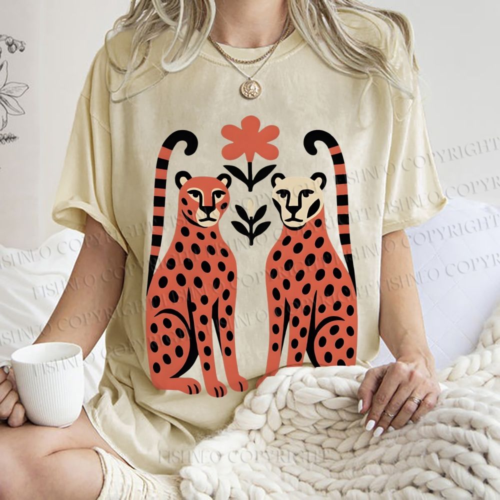 Unisex Vintage Panther Printed Washed Tee