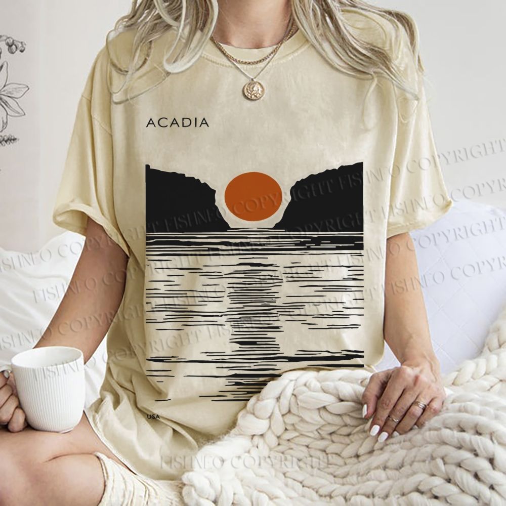 Unisex Vintage Wave Sun Printed Washed Tee