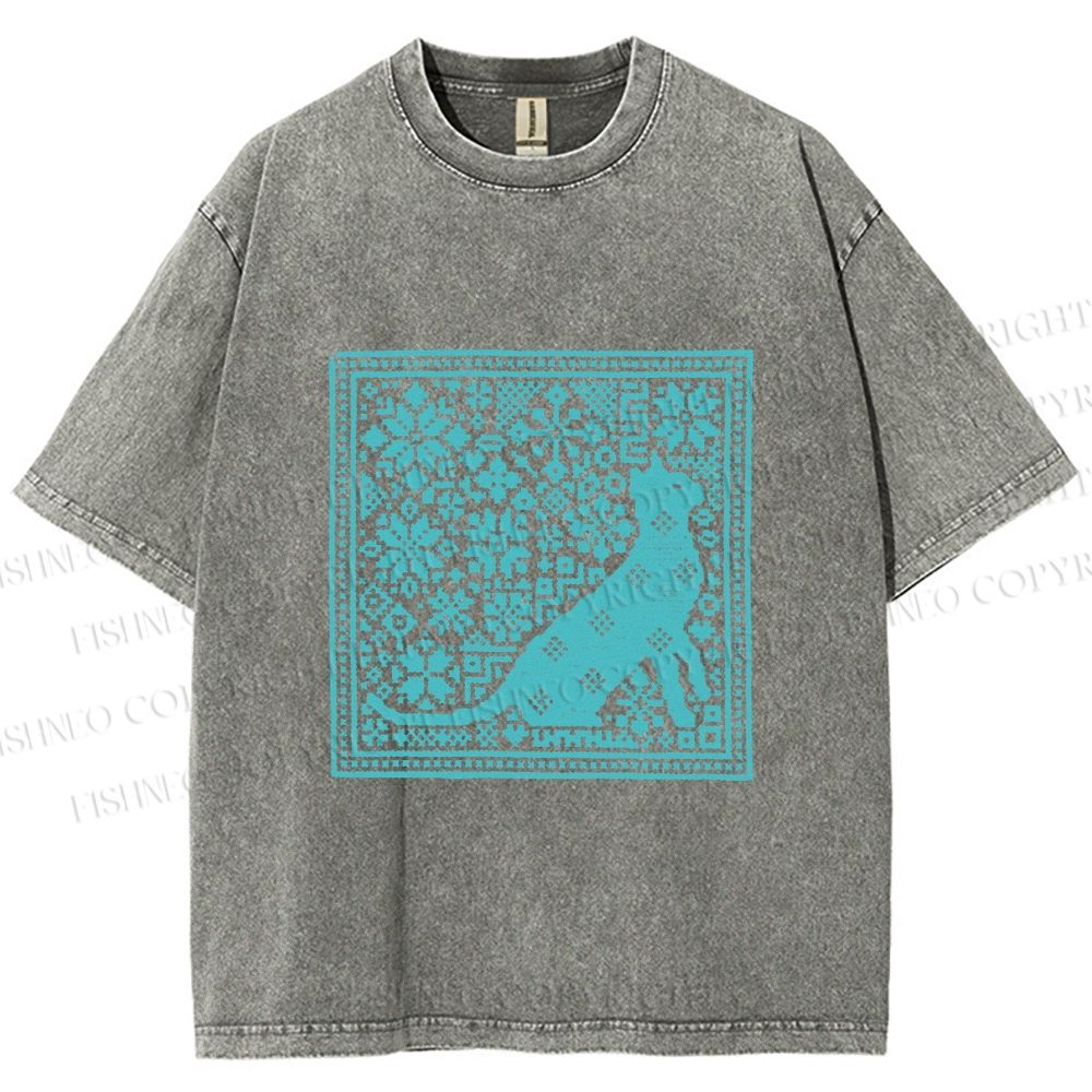 Unisex Vintage Snowing Cat Printed Washed Tee