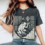 Unisex Vintage Weird Frog Printed Washed Tee