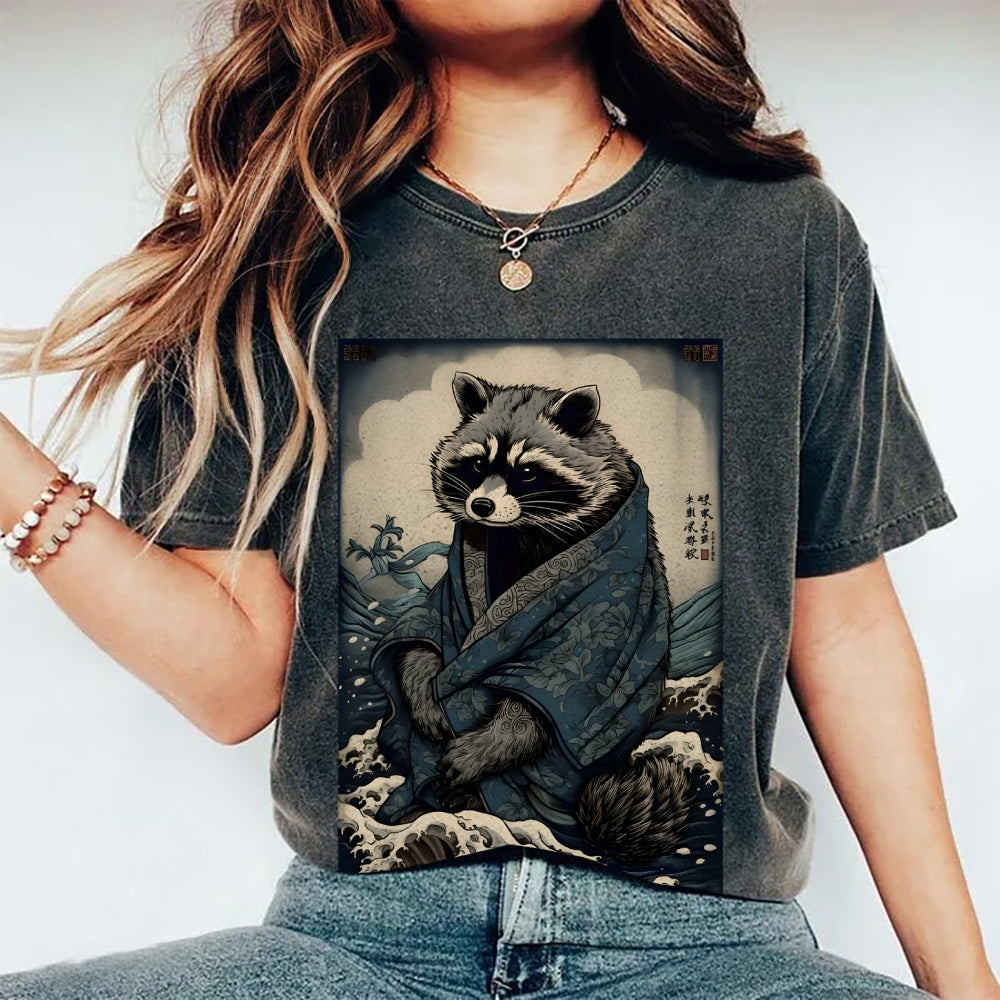 Raccoon and Waves - Traditional Japanese Ukiyoe Painting Vintage Washed T-shirt