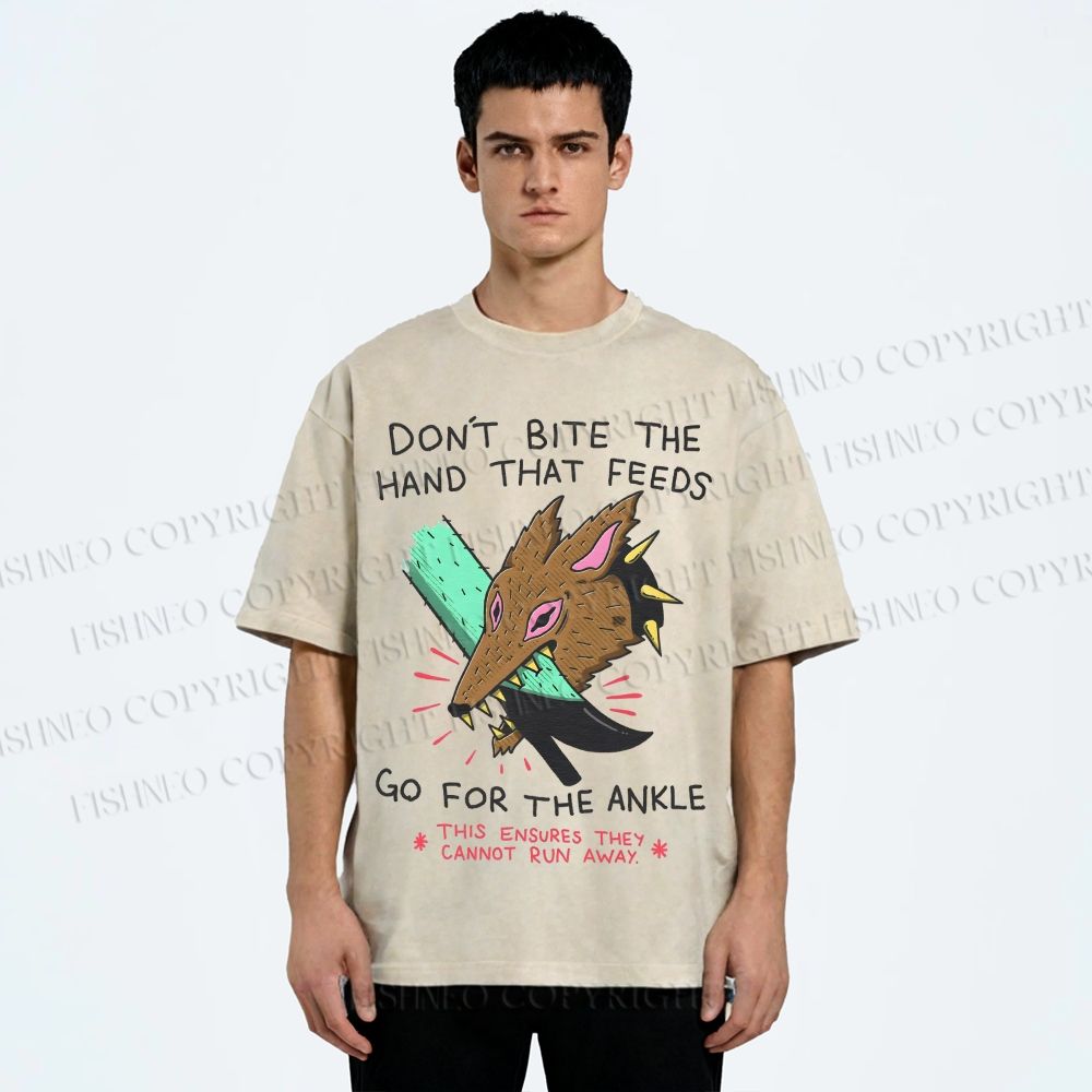 Unisex Wolf Printed Washed Tee