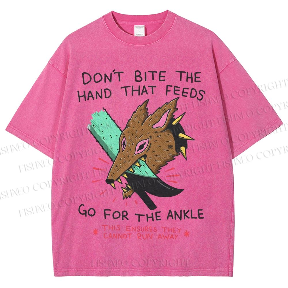 Unisex Wolf Printed Washed Tee