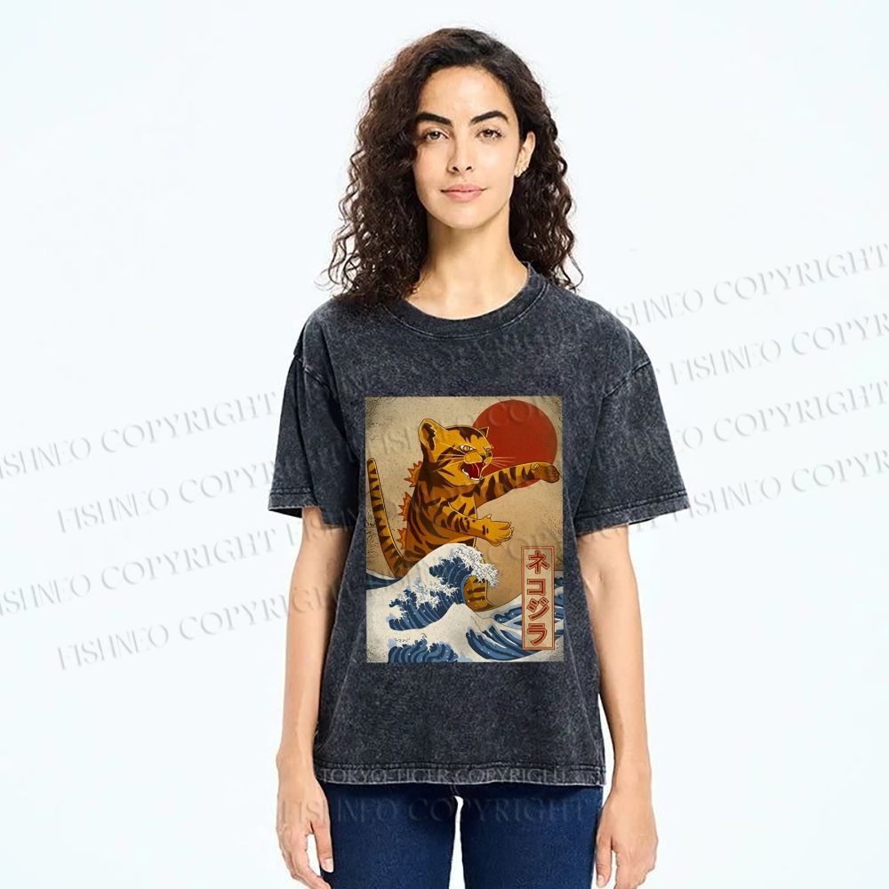 Unisex Japanese Wave Cat Printed Washed Tee