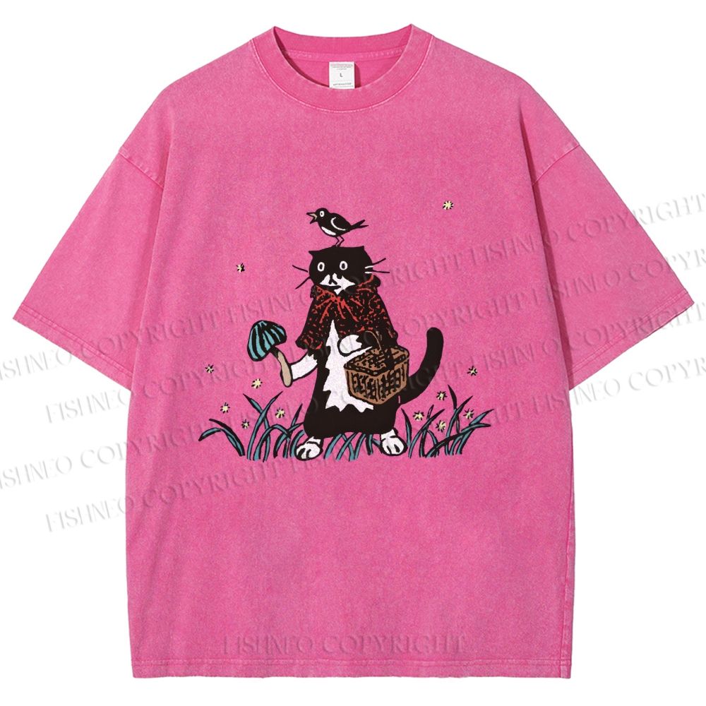 Unisex Cat Bird In Grass Printed Washed Tee