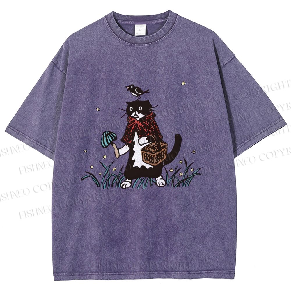 Unisex Cat Bird In Grass Printed Washed Tee