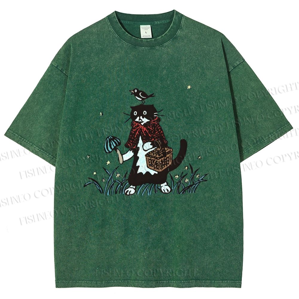 Unisex Cat Bird In Grass Printed Washed Tee