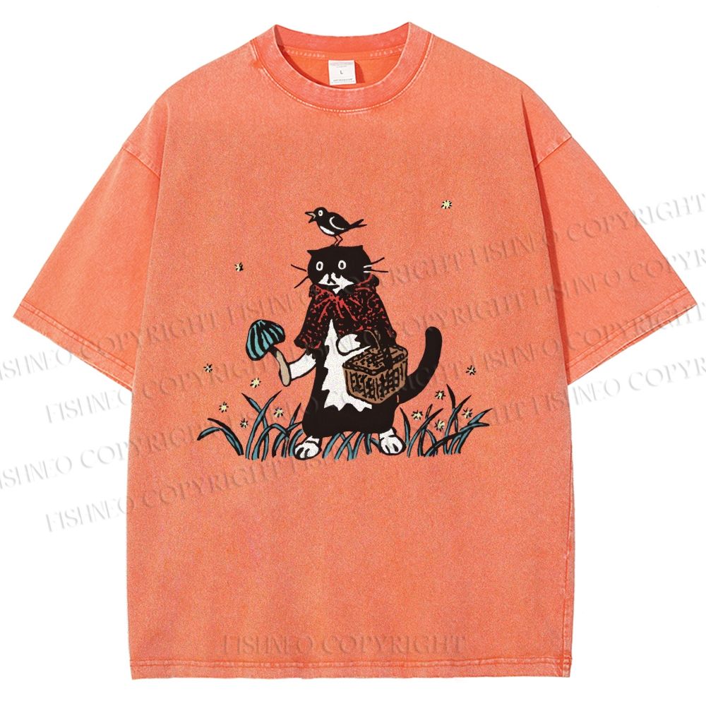 Unisex Cat Bird In Grass Printed Washed Tee