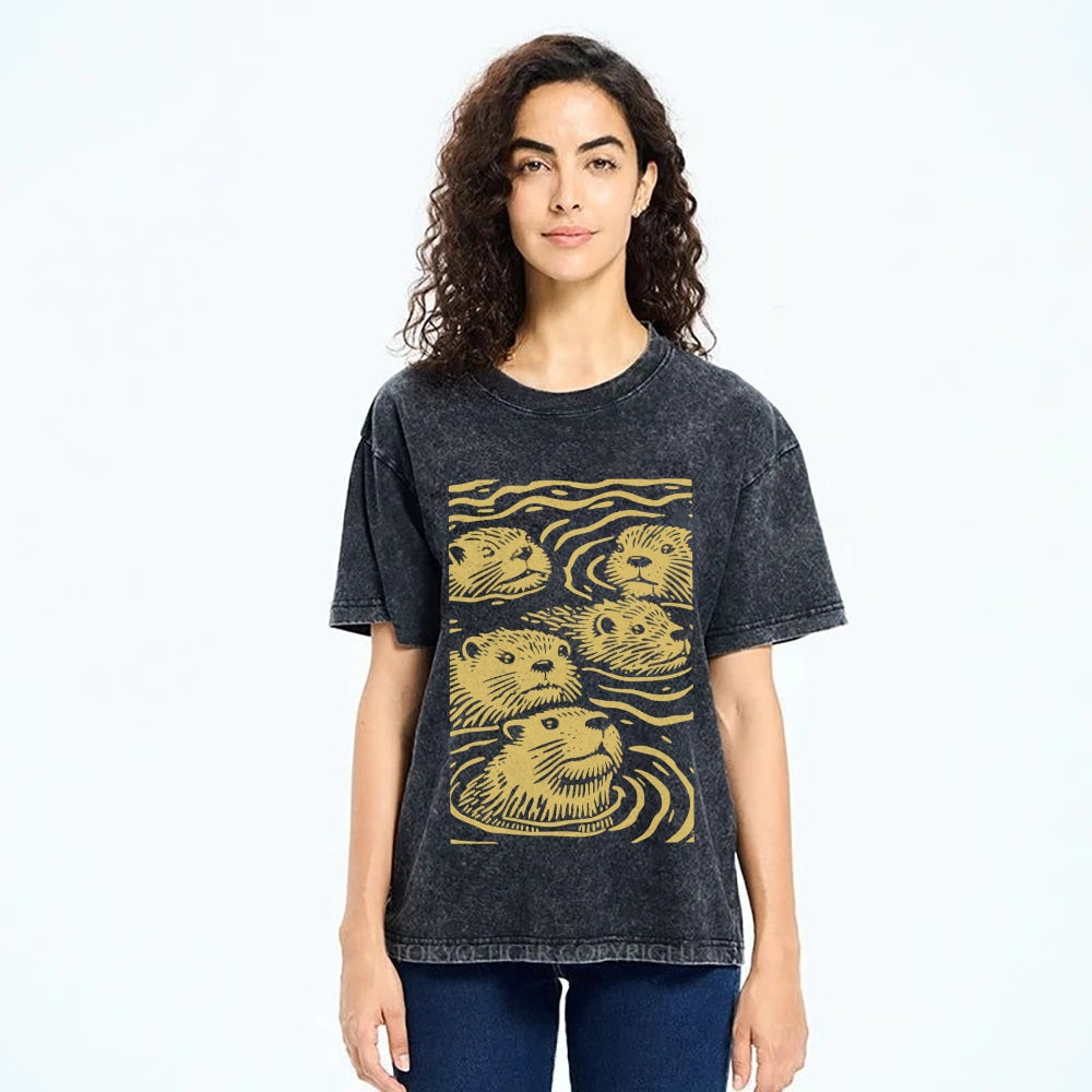 Woodcut Otter Washed T-Shirt