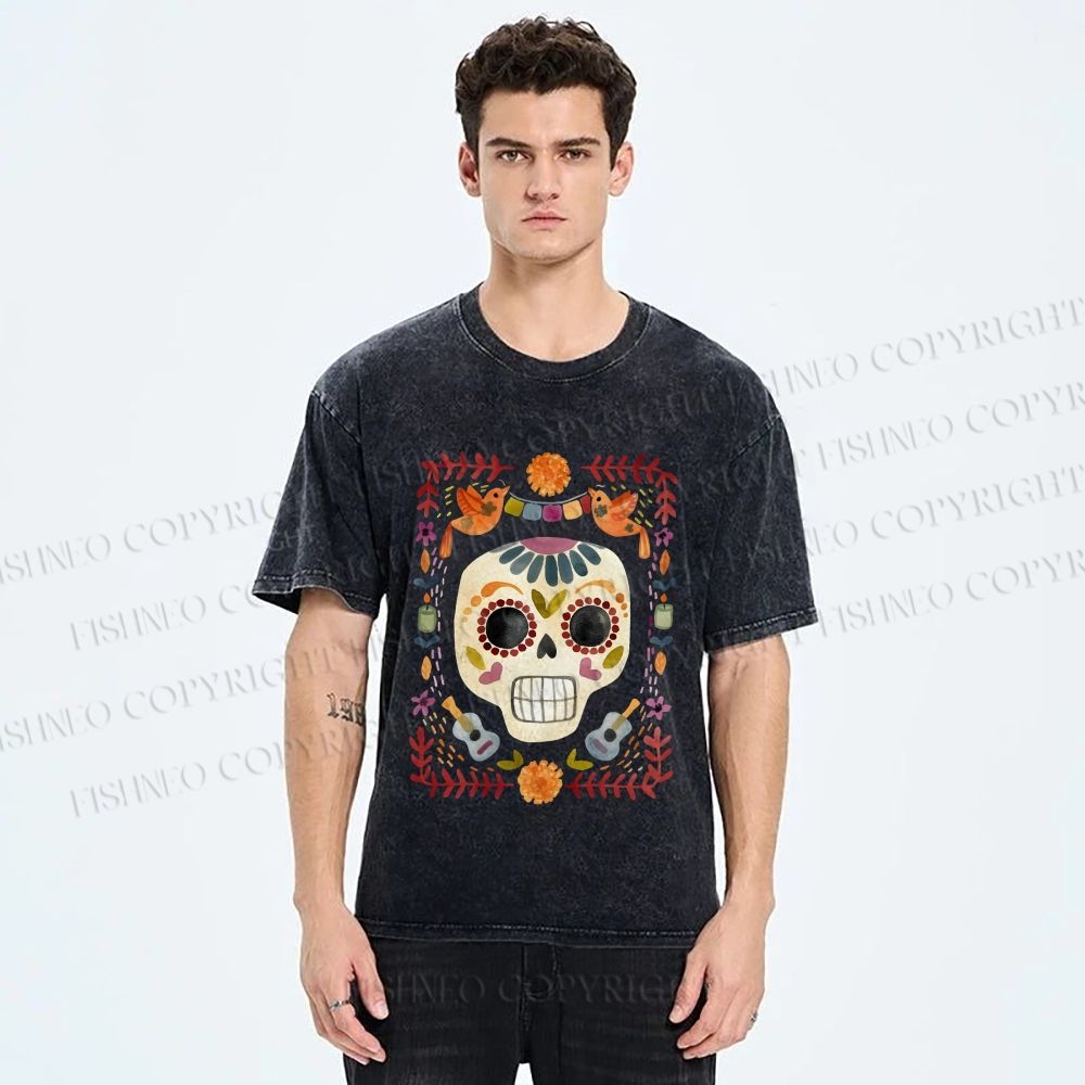 Unisex Skull Surrounded by Garland Printed Washed Tee