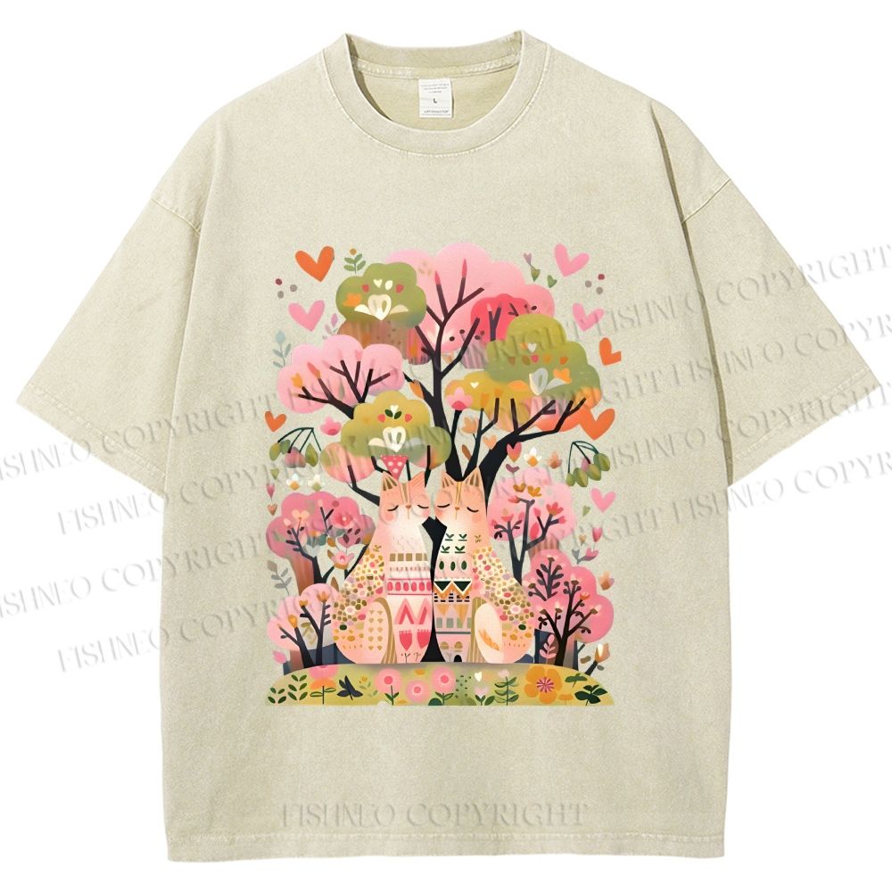 Unisex Serene Cat Falling In Love Printed Washed Tee