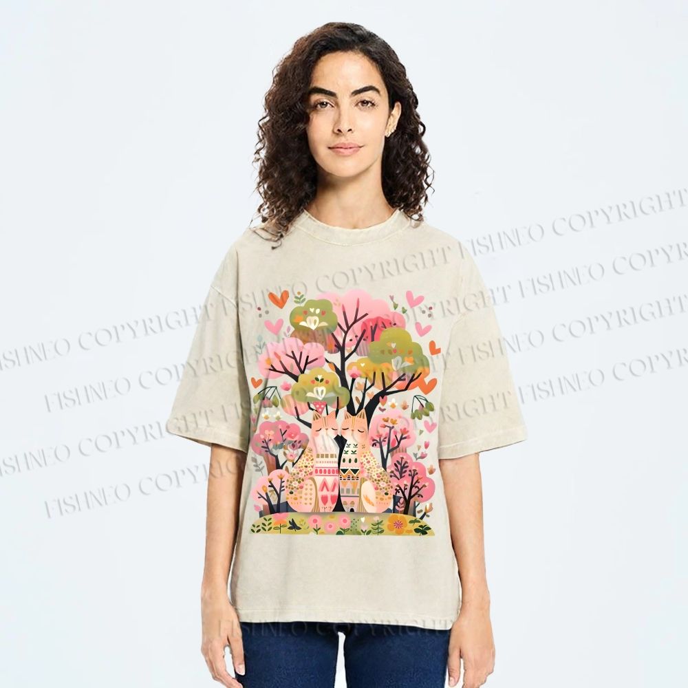 Unisex Serene Cat Falling In Love Printed Washed Tee