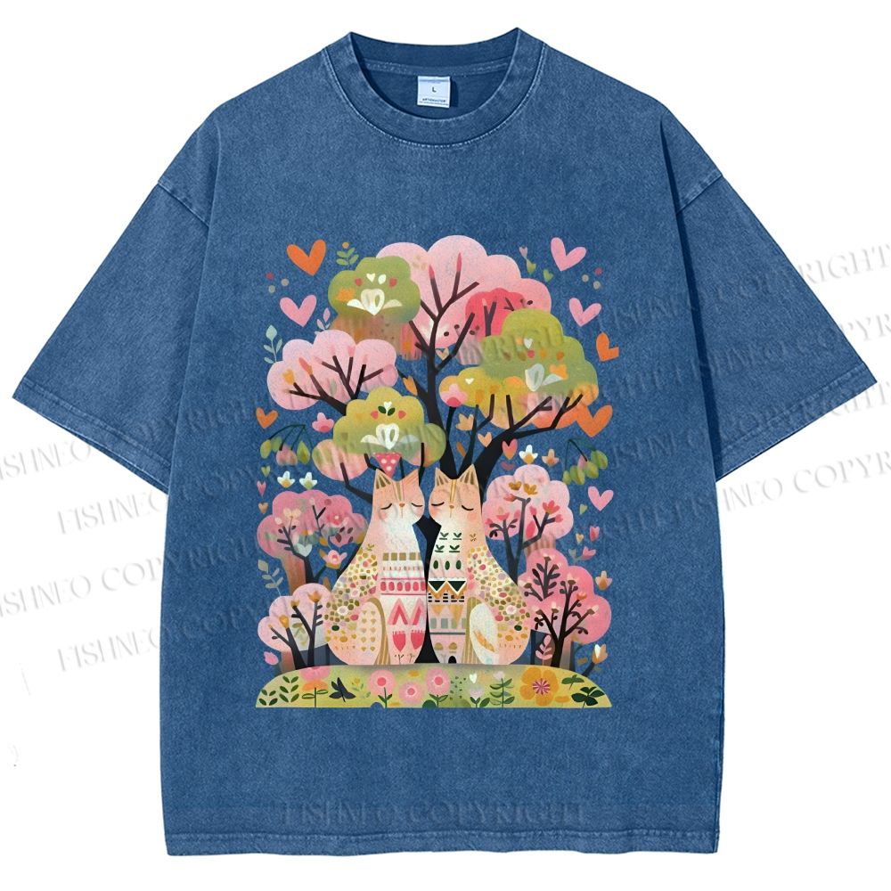 Unisex Serene Cat Falling In Love Printed Washed Tee