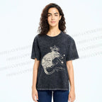 Unisex Cat Lying With High Heels Vintage Sketch Printed Washed Tee