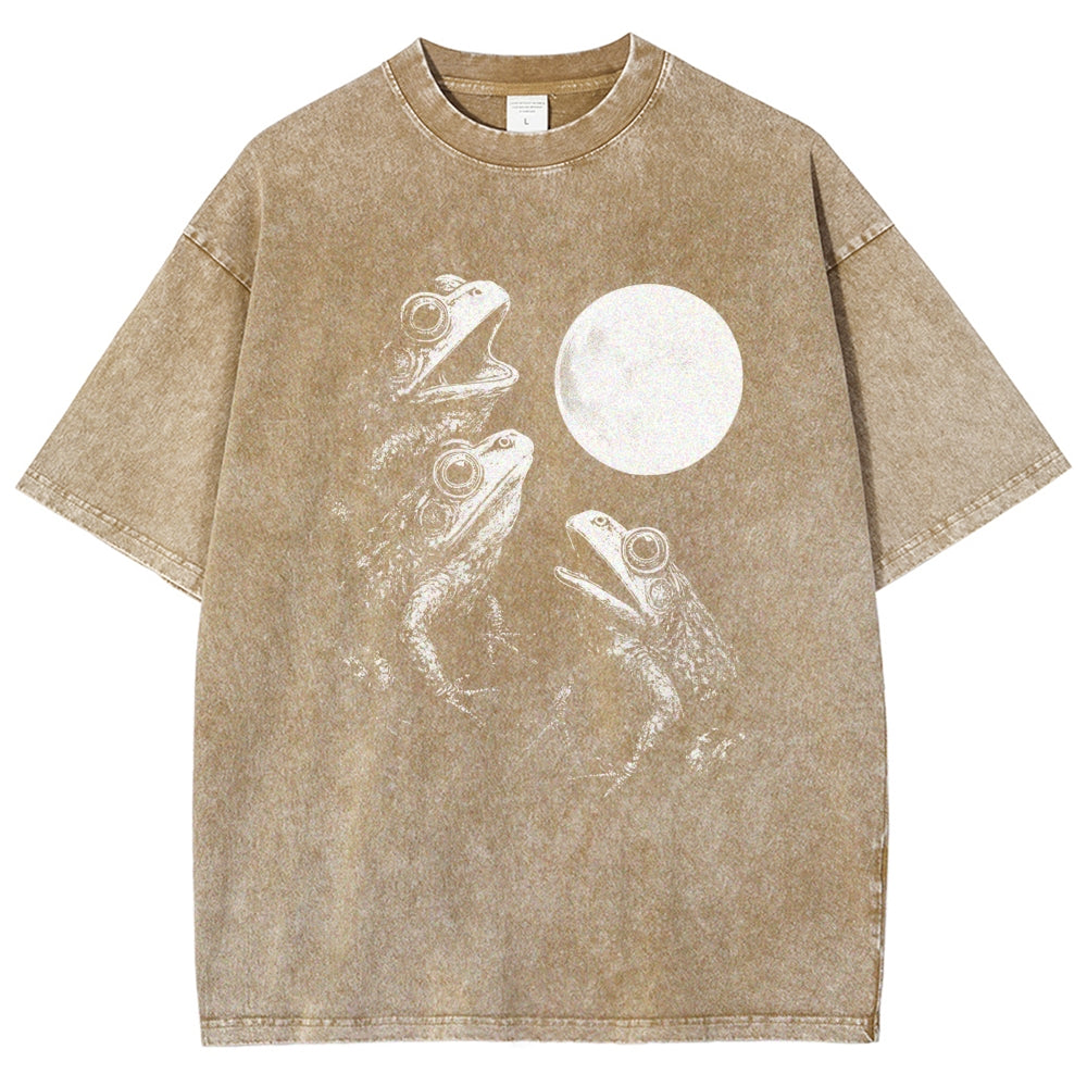 Frogs Howling To Moon Vintage Washed T-shirt