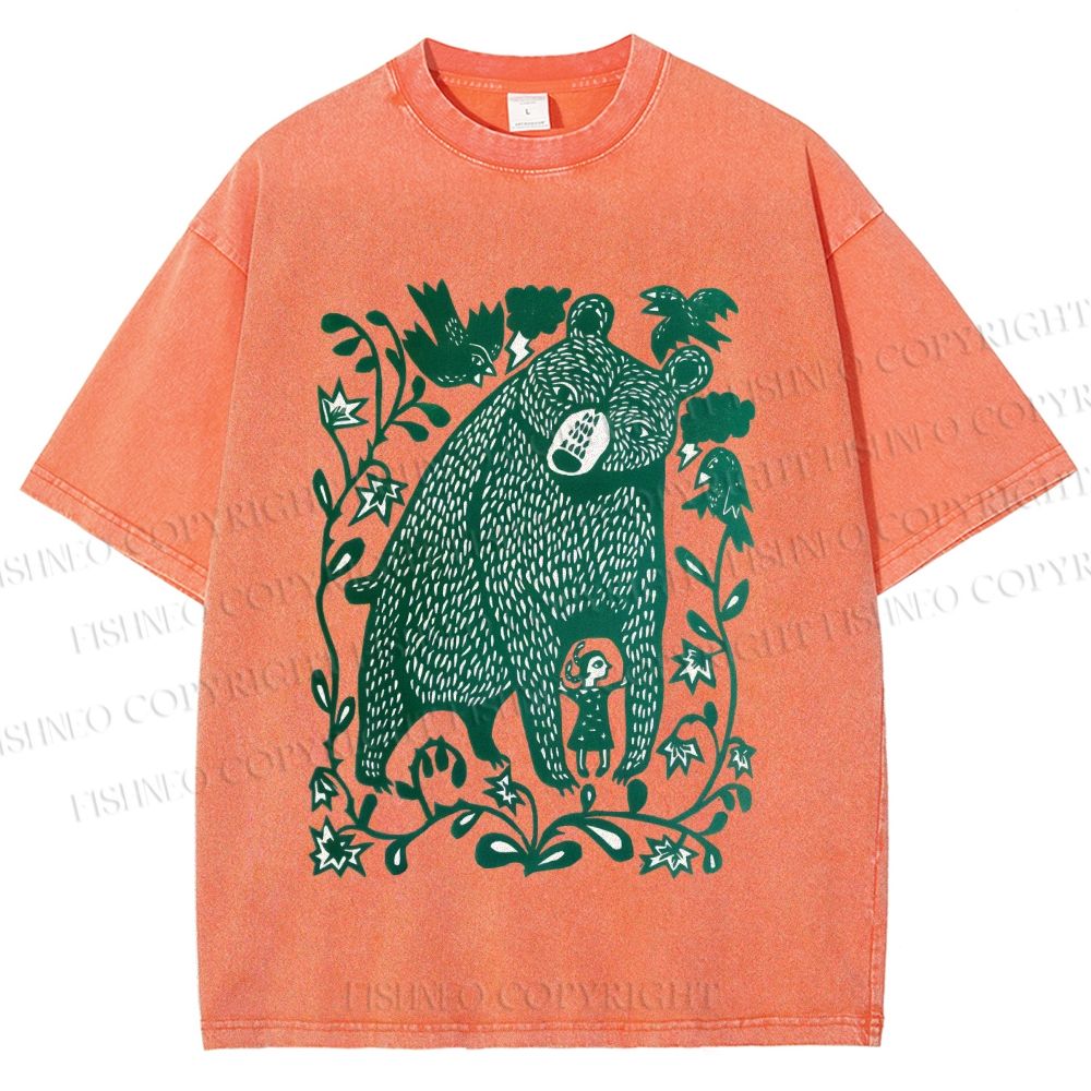 Unisex Bear and Little Girl Printed Washed Tee