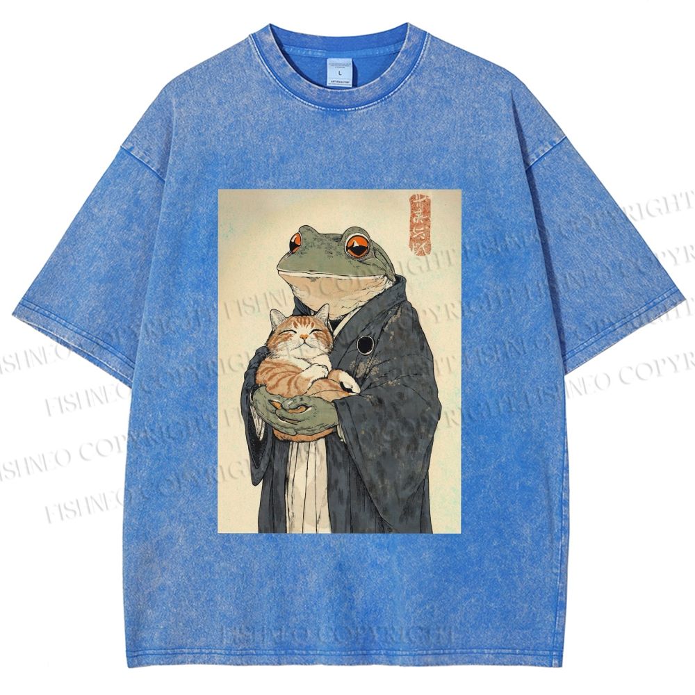 Unisex Frog Hugging Cat Printed Washed Tee