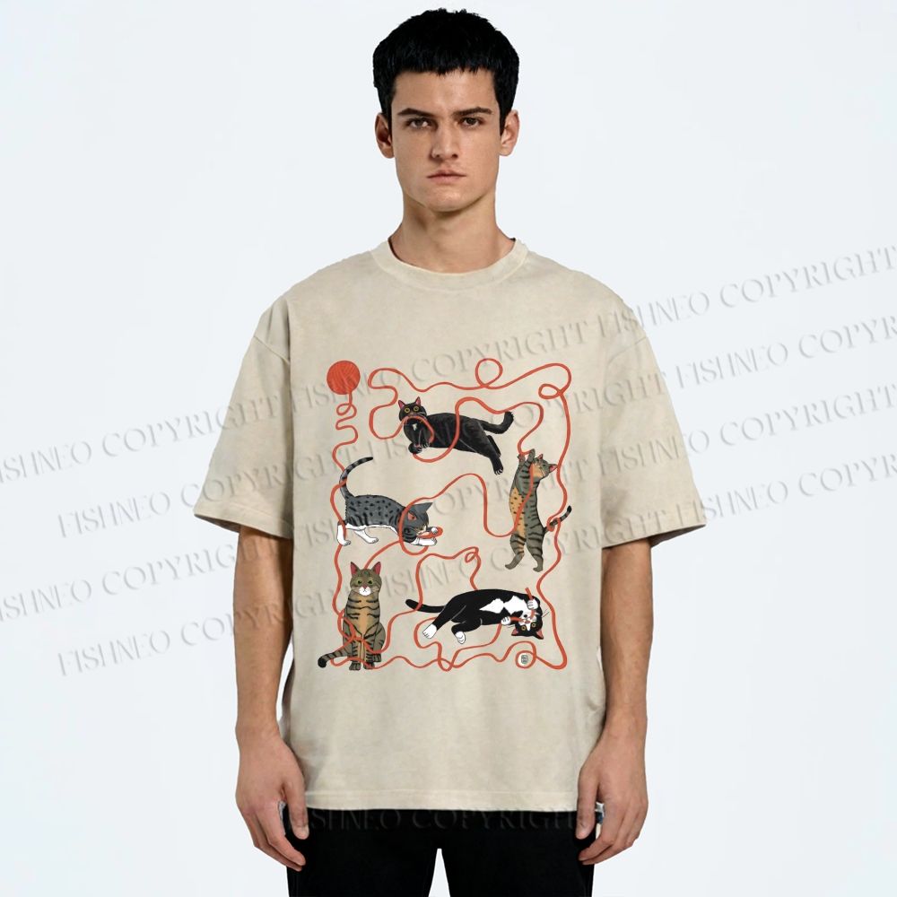 Unisex Cats Playing Balls of Yarn Printed Washed Tee
