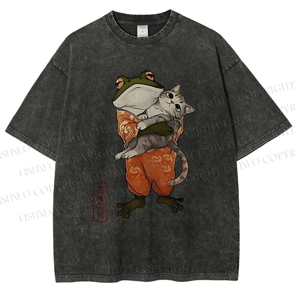Unisex Japanese Frog Hugging Cat Printed Washed Tee