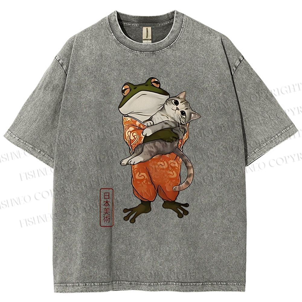 Unisex Japanese Frog Hugging Cat Printed Washed Tee