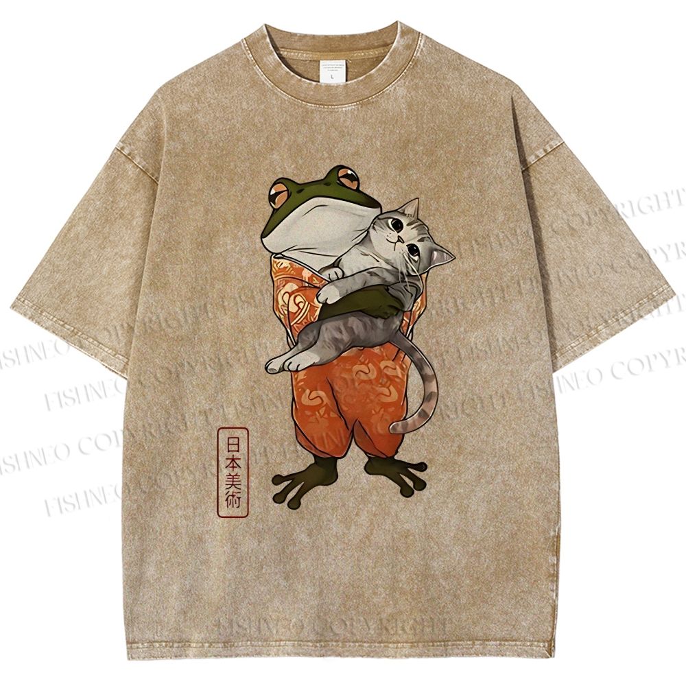 Unisex Japanese Frog Hugging Cat Printed Washed Tee