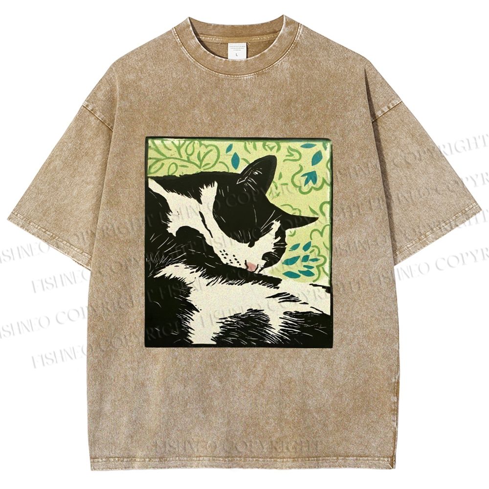 Unisex Vintage Cat Napping Printed Washed Tee