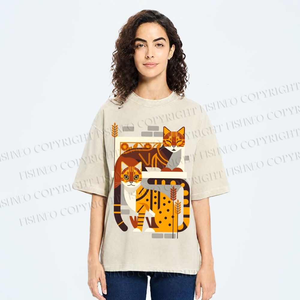 Unisex Line Art Cats Printed Washed Tee
