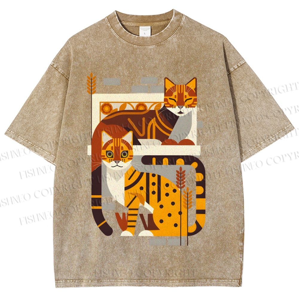 Unisex Line Art Cats Printed Washed Tee