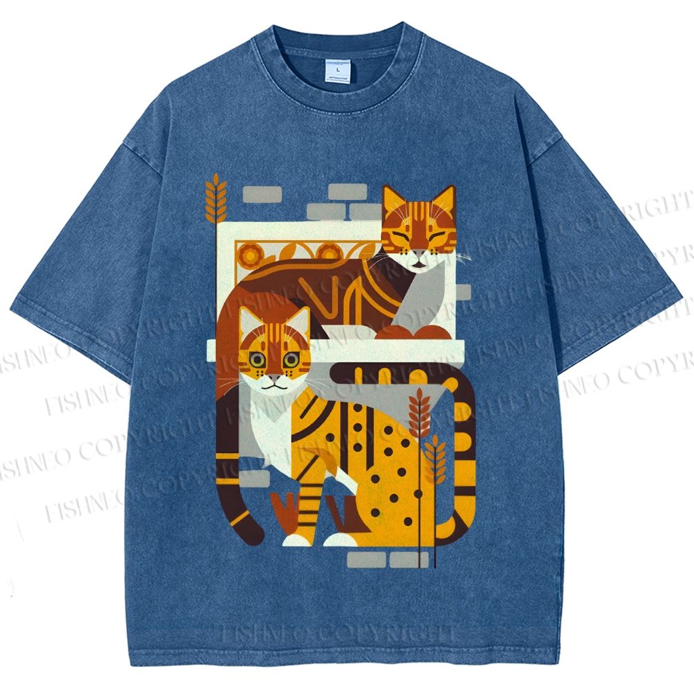 Unisex Line Art Cats Printed Washed Tee