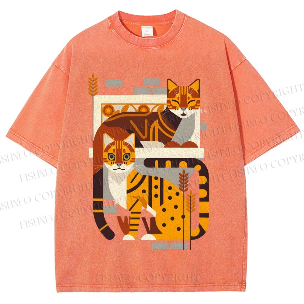 Unisex Line Art Cats Printed Washed Tee