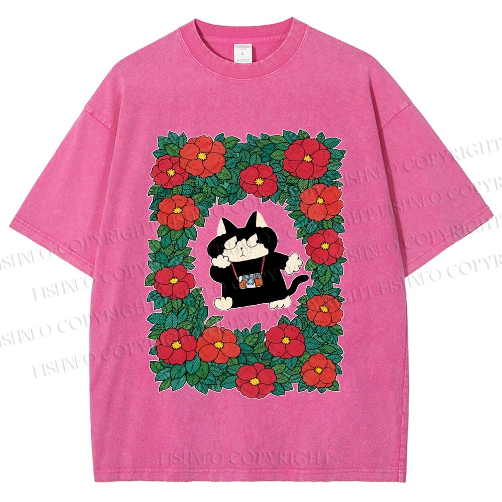 Unisex Black Cat in Flowers Printed Washed Tee