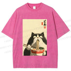Unisex Surprised Cat Eating Ramen Printed Washed Tee