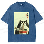 Unisex Surprised Cat Eating Ramen Printed Washed Tee