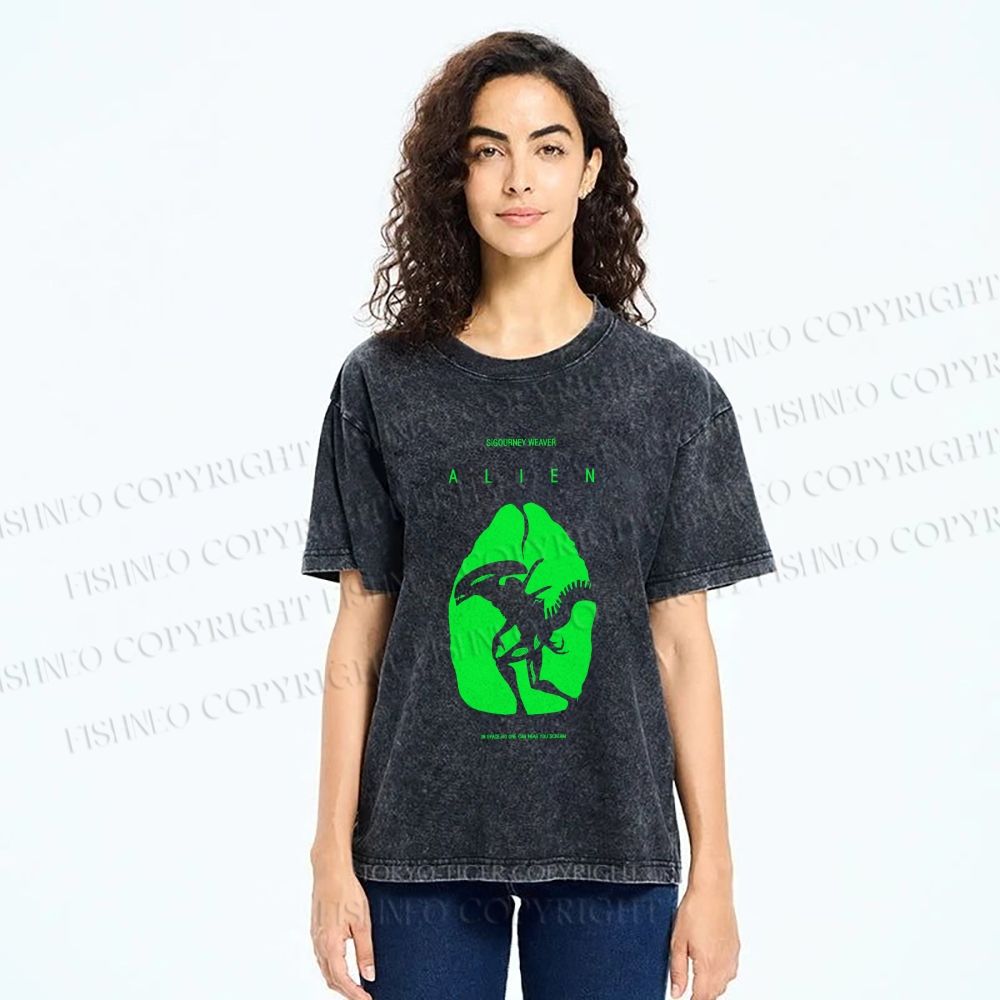 Unisex Alien Printed Washed Tee