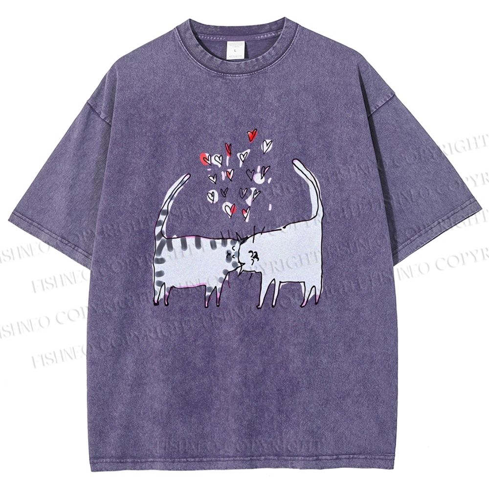 Unisex Cats Falling in Love Printed Washed Tee