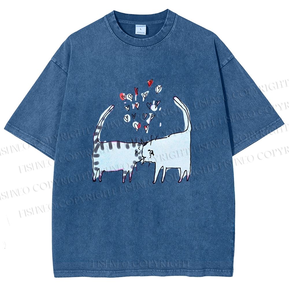 Unisex Cats Falling in Love Printed Washed Tee