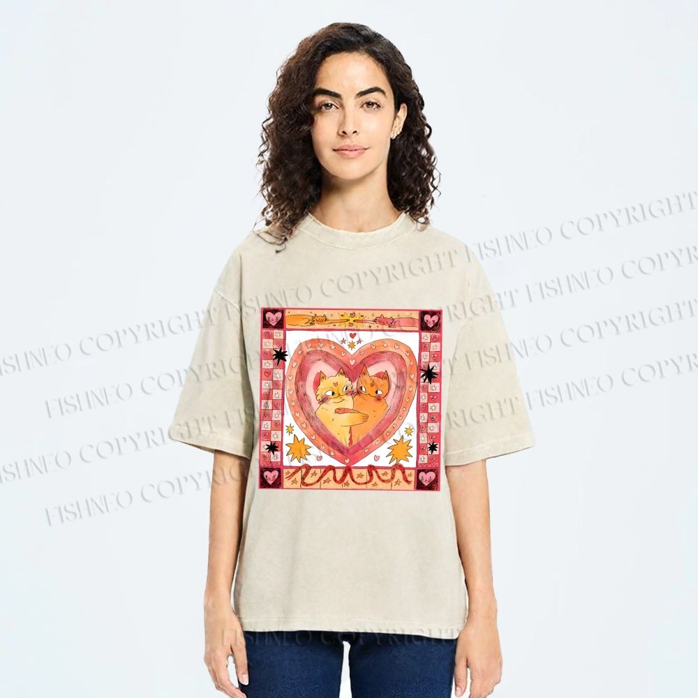Unisex Cats Falling in Love Printed Washed Tee