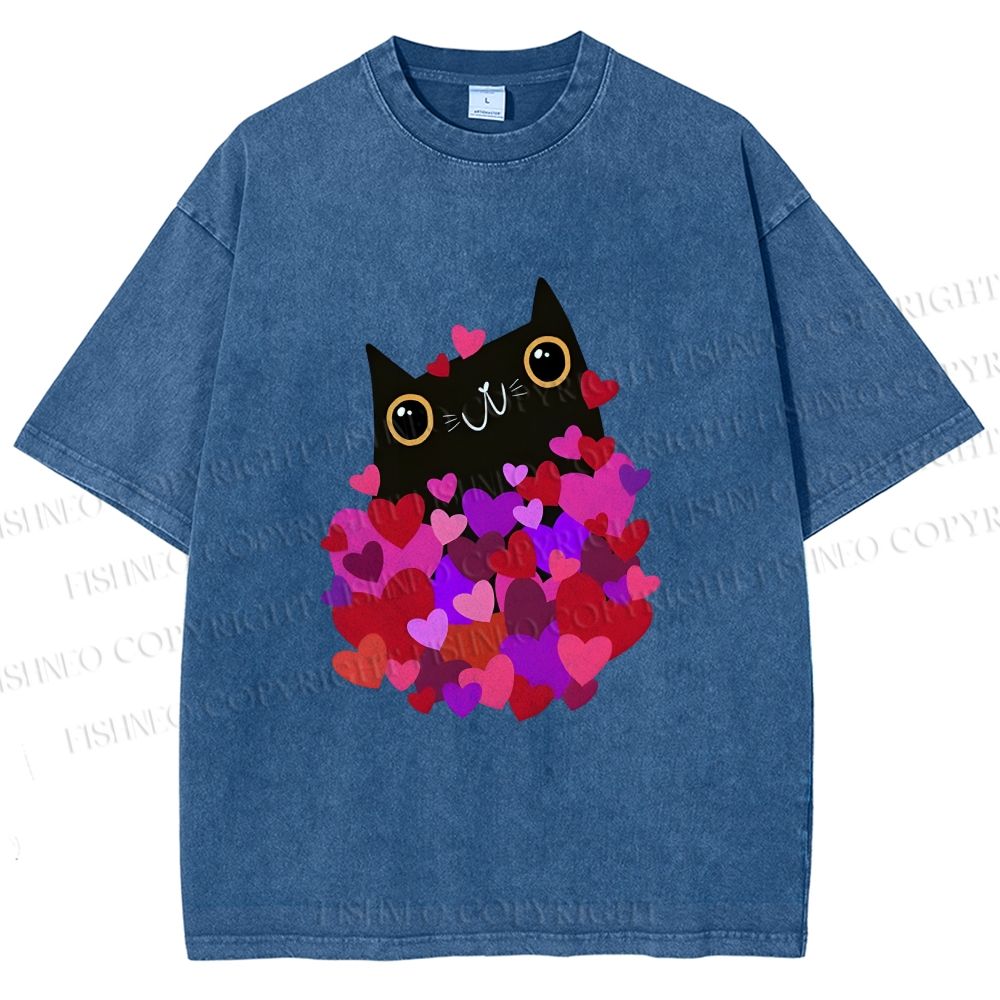 Unisex Black Cat With Hearts Printed Washed Tee