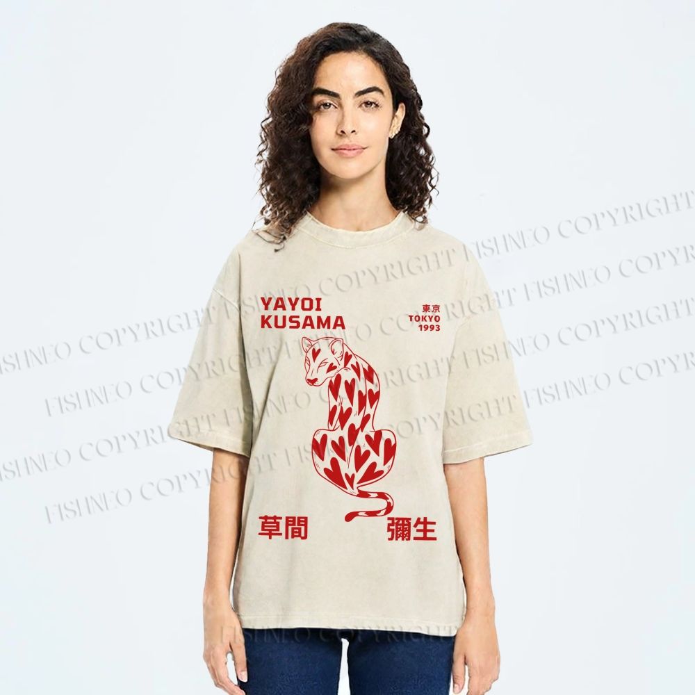 Unisex Yayoi Kusama Panther With Heart Printed Washed Tee