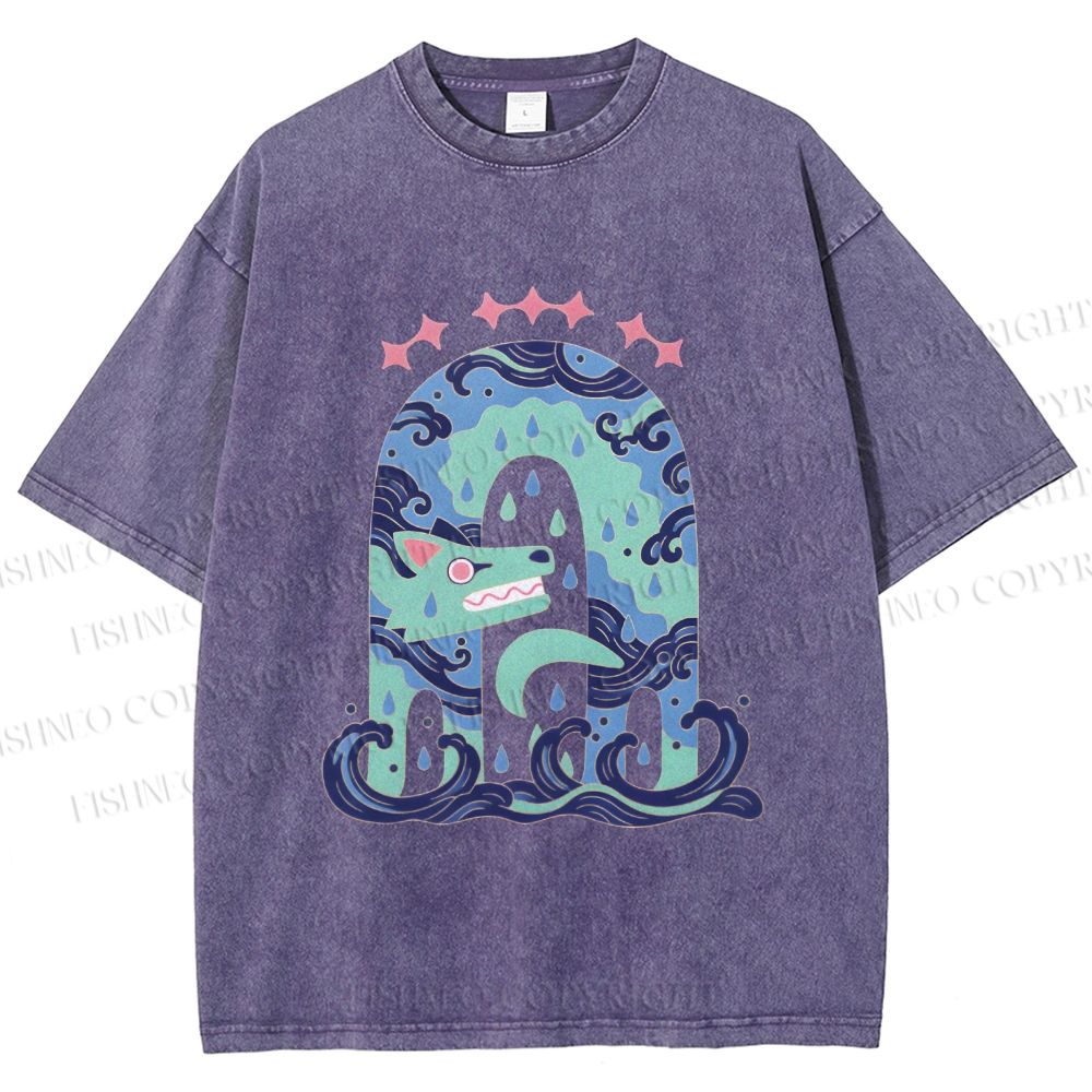 Unisex Wolf in Wave Printed Washed Tee