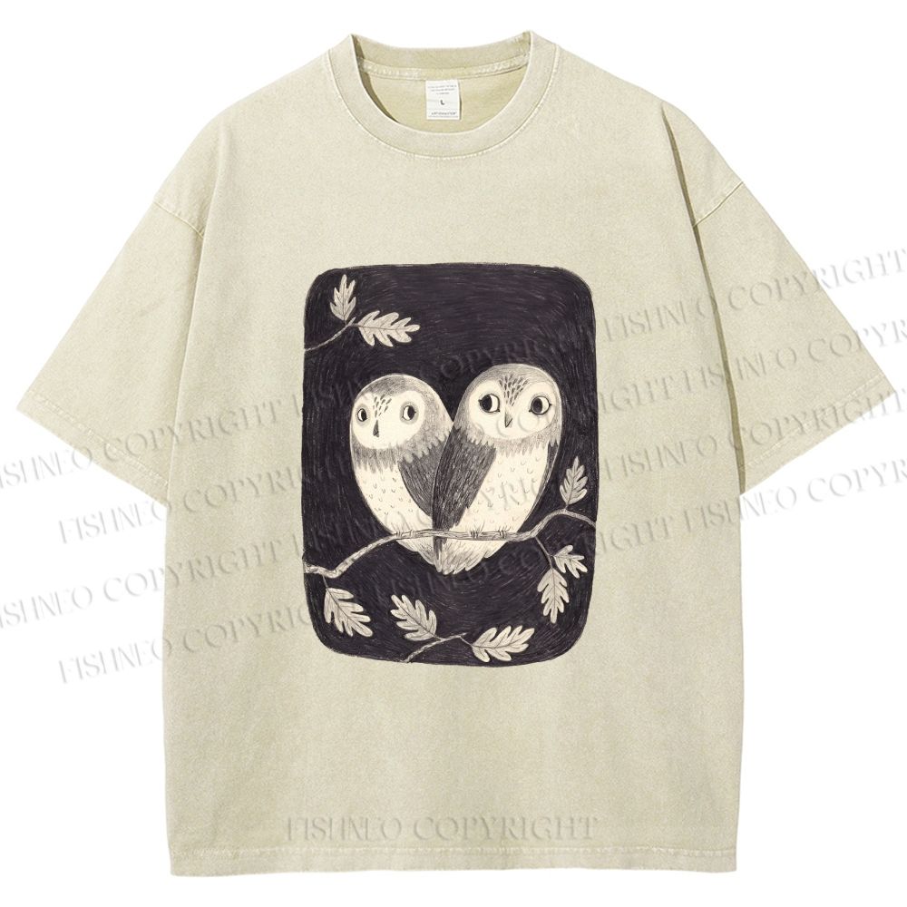 Unisex Cute Owls in Love Printed Washed Tee
