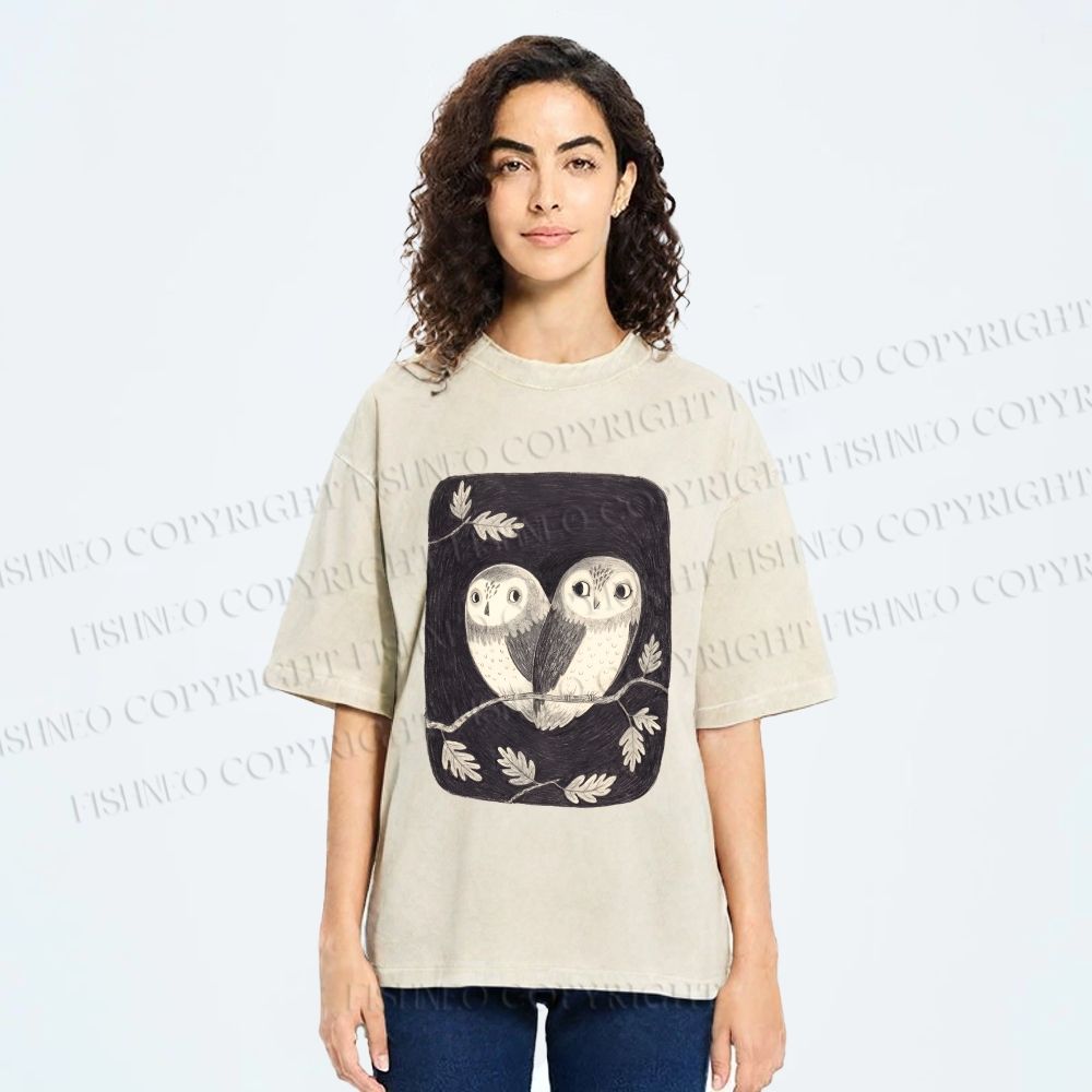Unisex Cute Owls in Love Printed Washed Tee