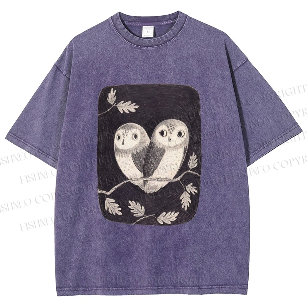 Unisex Cute Owls in Love Printed Washed Tee