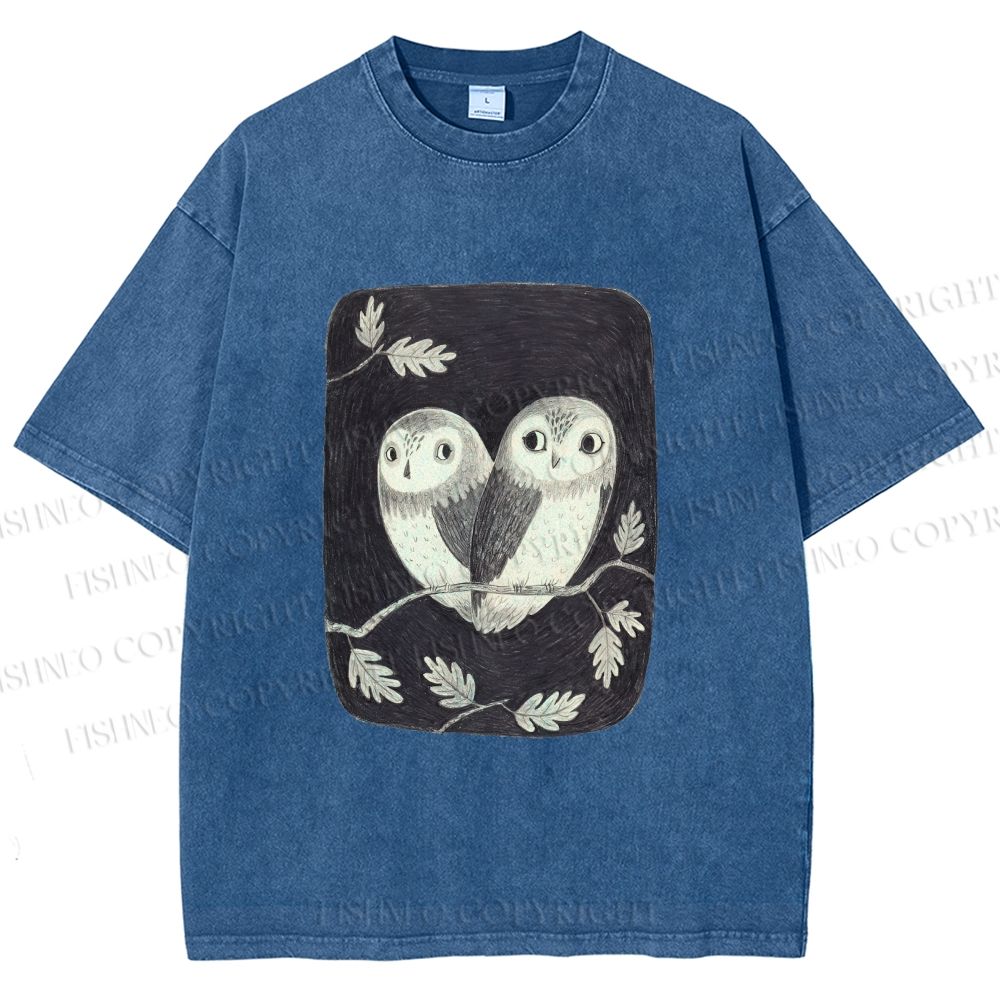 Unisex Cute Owls in Love Printed Washed Tee