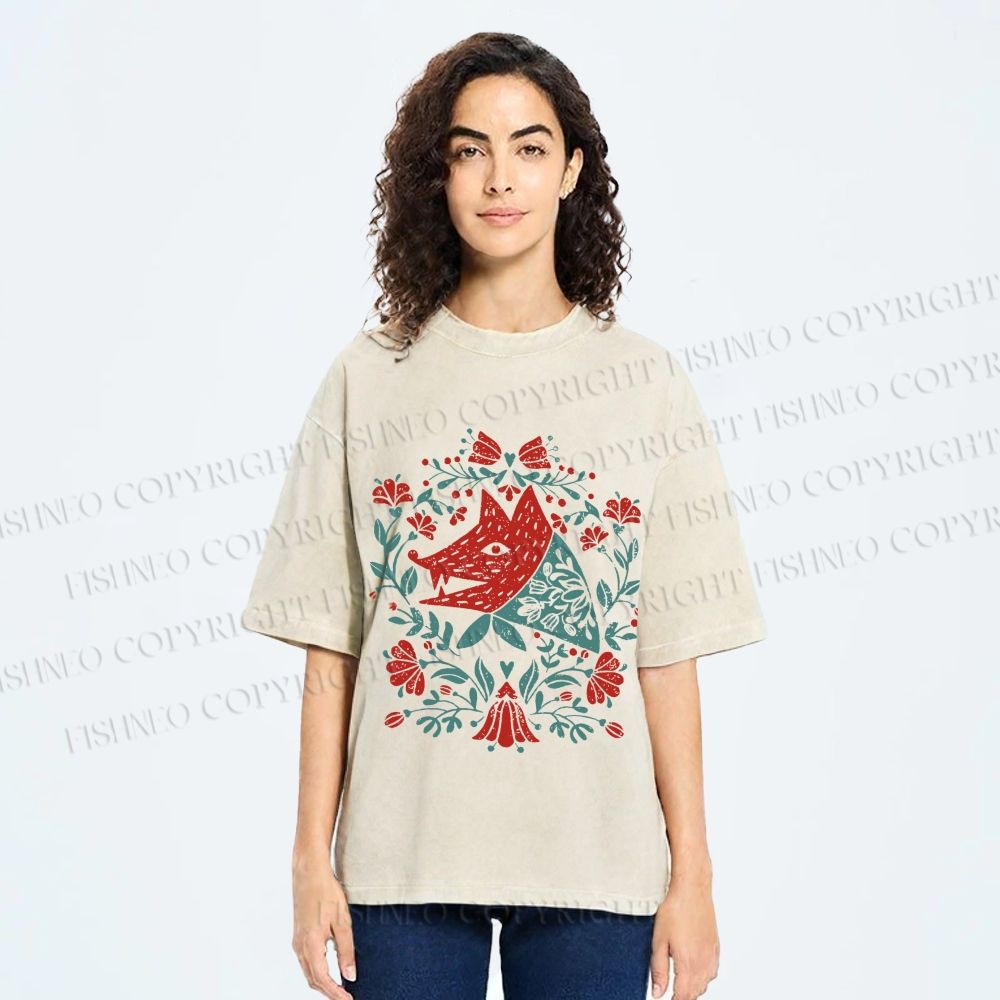 Unisex Wolf Grandma Printed Washed Tee
