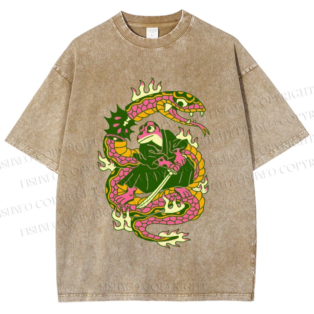 Unisex Japanese Vintage Frog vs Snake Printed Washed Tee
